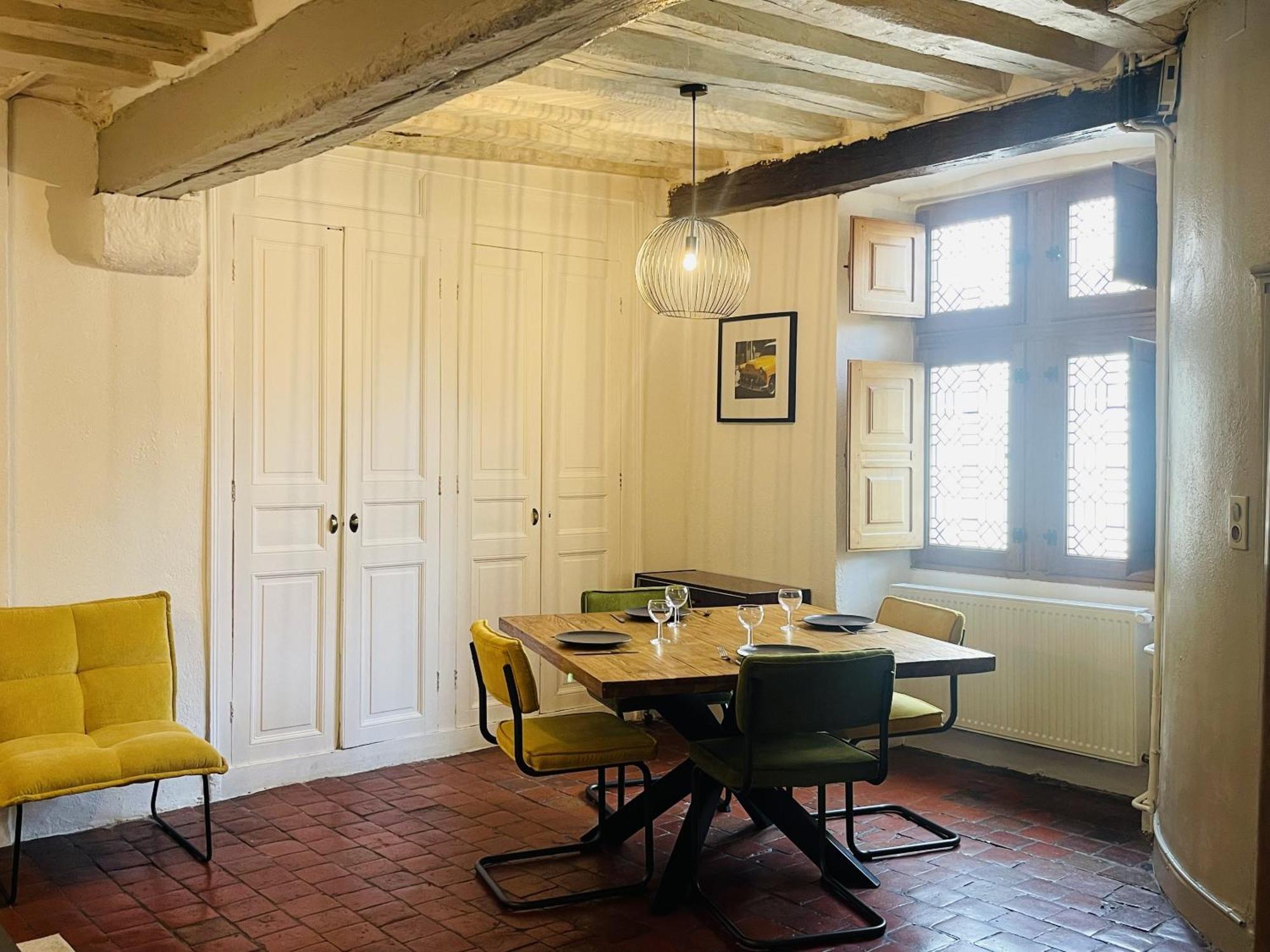 Le Pigeonnier Centre Historique Auxerre Apartment Luaran gambar